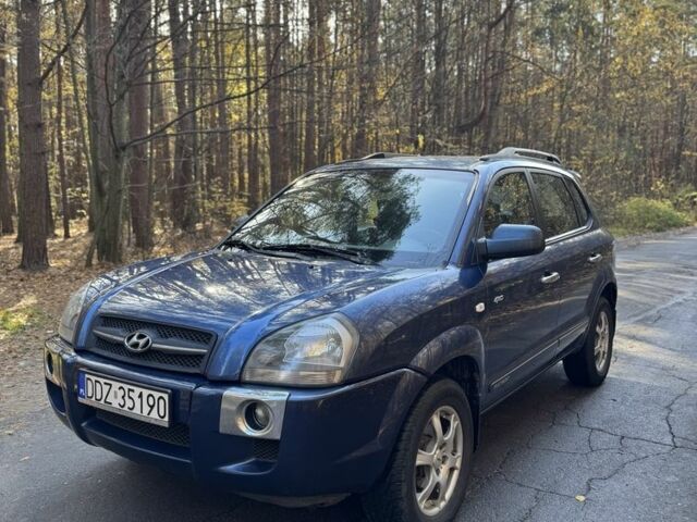 Хендай Туксон 2006 в Житомире на Automoto.ua Синий Хендай Туксон, объемом двигателя 2 л и пробегом 291 тыс. км за 3500 $, фото 1 на Automoto.ua
