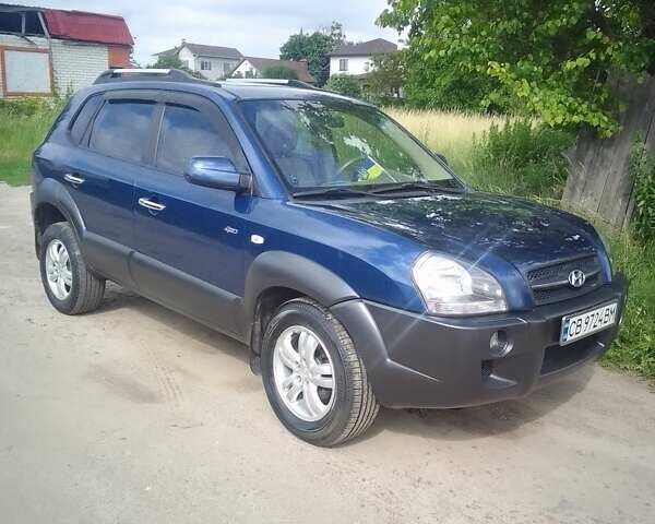 Синій Хендай Туксон, об'ємом двигуна 1.98 л та пробігом 190 тис. км за 7900 $, фото 1 на Automoto.ua