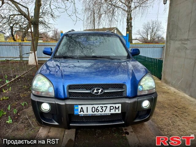 Синій Хендай Туксон, об'ємом двигуна 2 л та пробігом 153 тис. км за 8200 $, фото 1 на Automoto.ua