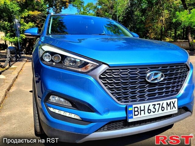 Синий Хендай Туксон, объемом двигателя 1.7 л и пробегом 190 тыс. км за 15200 $, фото 1 на Automoto.ua