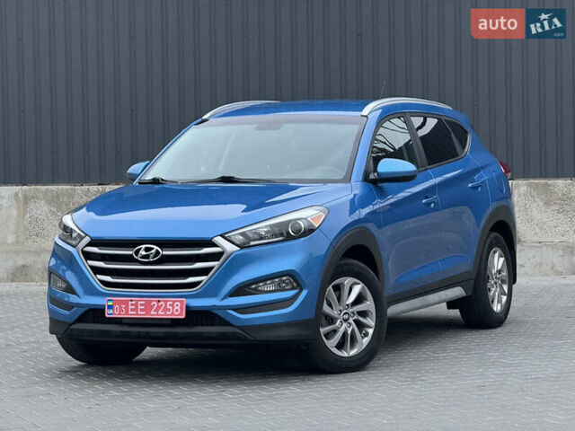 Синий Хендай Туксон, объемом двигателя 2 л и пробегом 160 тыс. км за 17000 $, фото 1 на Automoto.ua