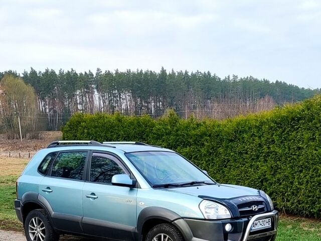 Зеленый Хендай Туксон, объемом двигателя 2 л и пробегом 0 тыс. км за 6800 $, фото 1 на Automoto.ua