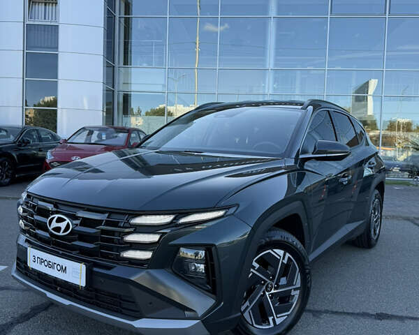 Зеленый Хендай Туксон, объемом двигателя 2 л и пробегом 55 тыс. км за 26900 $, фото 1 на Automoto.ua