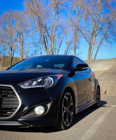 Чорний Хендай Велостер, об'ємом двигуна 1.6 л та пробігом 157 тис. км за 9300 $, фото 1 на Automoto.ua