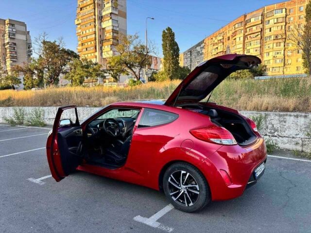 Красный Хендай Велостер, объемом двигателя 0 л и пробегом 121 тыс. км за 8500 $, фото 1 на Automoto.ua