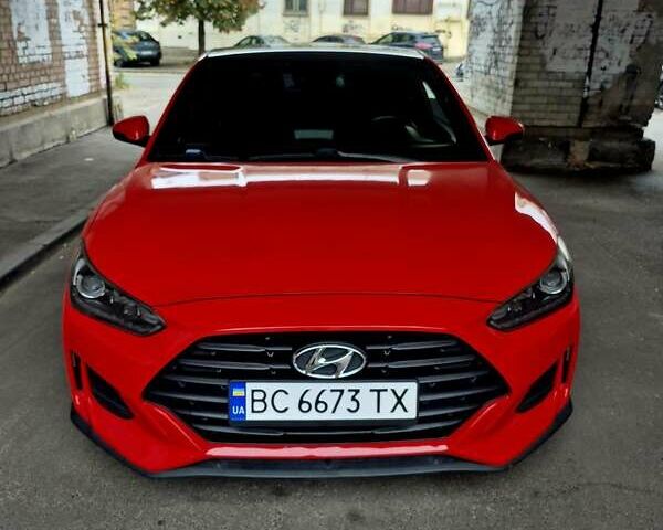 Красный Хендай Велостер, объемом двигателя 2 л и пробегом 137 тыс. км за 16500 $, фото 1 на Automoto.ua