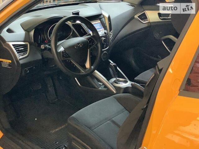 Оранжевый Хендай Велостер, объемом двигателя 1.6 л и пробегом 80 тыс. км за 10800 $, фото 1 на Automoto.ua
