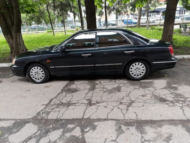 Зелений Хендай КСГ, об'ємом двигуна 3 л та пробігом 475 тис. км за 3542 $, фото 1 на Automoto.ua