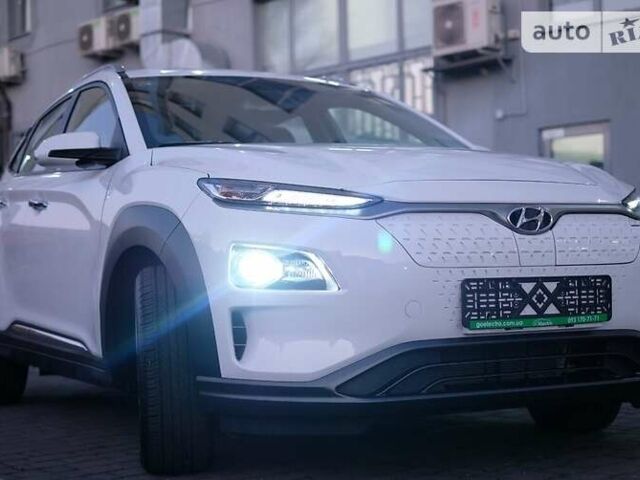 Хендай Encino EV, об'ємом двигуна 0 л та пробігом 12 тис. км за 26500 $, фото 1 на Automoto.ua