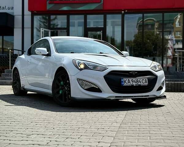 Белый Хендай Genesis Coupe, объемом двигателя 3.8 л и пробегом 49 тыс. км за 14900 $, фото 1 на Automoto.ua