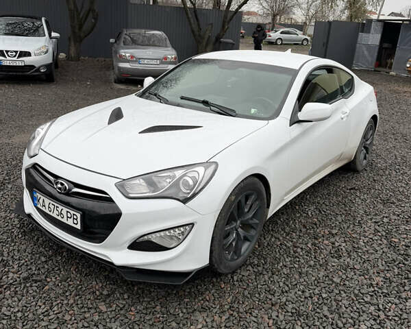 Білий Хендай Genesis Coupe, об'ємом двигуна 2 л та пробігом 75 тис. км за 9999 $, фото 1 на Automoto.ua