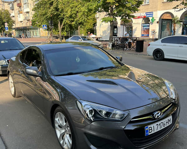 Серый Хендай Genesis Coupe, объемом двигателя 2 л и пробегом 140 тыс. км за 12500 $, фото 1 на Automoto.ua