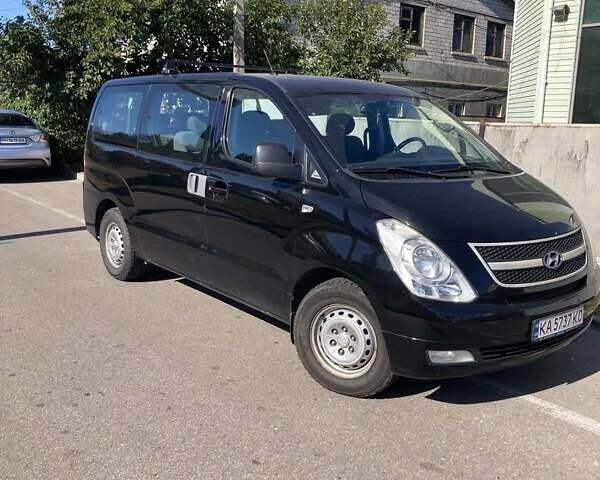 Хендай H-1 2011 в Броварах на Automoto.ua Черный Хендай H-1, объемом двигателя 2.5 л и пробегом 277 тыс. км за 11000 $, фото 1 на Automoto.ua