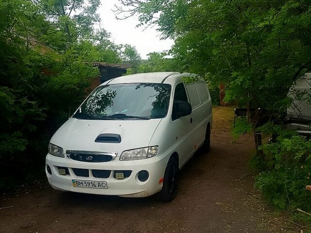 Хендай H-1, объемом двигателя 2.5 л и пробегом 400 тыс. км за 3000 $, фото 1 на Automoto.ua