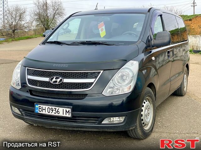 Хендай H-1, об'ємом двигуна 25 л та пробігом 247 тис. км за 10200 $, фото 1 на Automoto.ua