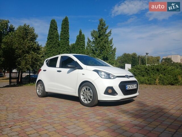 Белый Хендай и10, объемом двигателя 1 л и пробегом 114 тыс. км за 6700 $, фото 1 на Automoto.ua