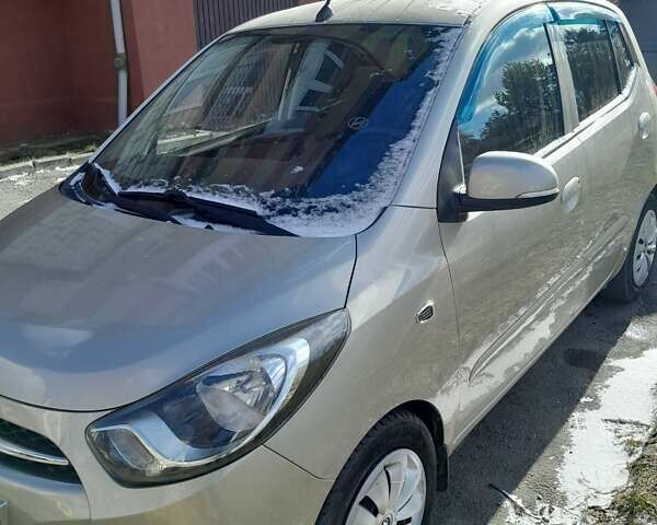 Бежевый Хендай и10, объемом двигателя 1.25 л и пробегом 99 тыс. км за 7000 $, фото 1 на Automoto.ua