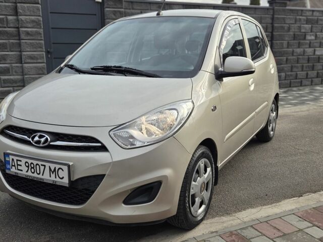 Бежевый Хендай и10, объемом двигателя 1.2 л и пробегом 130 тыс. км за 6500 $, фото 1 на Automoto.ua