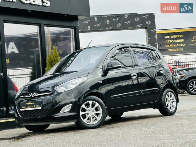 Черный Хендай и10, объемом двигателя 1.2 л и пробегом 112 тыс. км за 7500 $, фото 1 на Automoto.ua