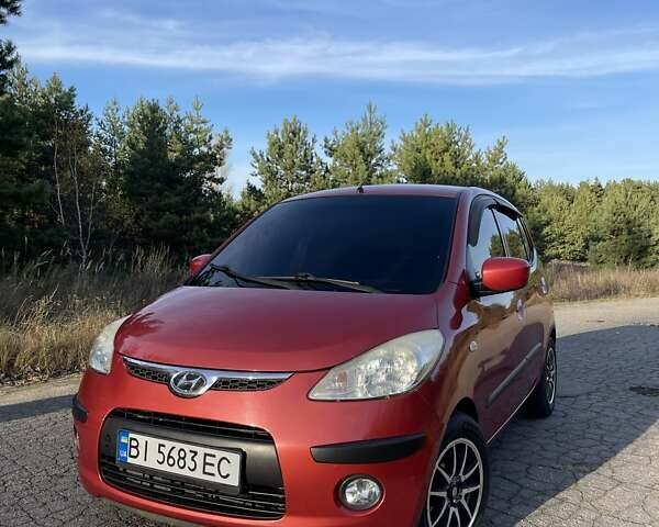 Красный Хендай и10, объемом двигателя 1.09 л и пробегом 141 тыс. км за 4600 $, фото 1 на Automoto.ua
