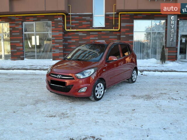 Червоний Хендай і10, об'ємом двигуна 1.1 л та пробігом 112 тис. км за 5850 $, фото 1 на Automoto.ua