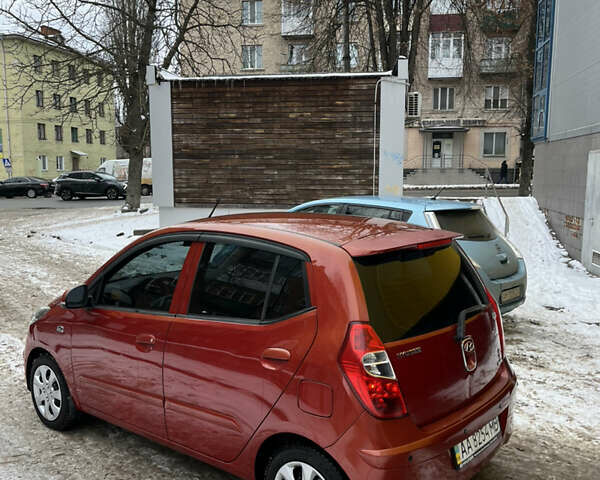 Червоний Хендай і10, об'ємом двигуна 1.2 л та пробігом 110 тис. км за 6800 $, фото 1 на Automoto.ua