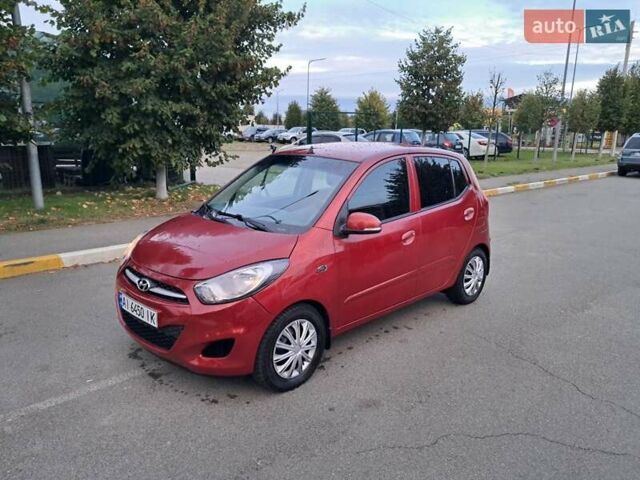 Красный Хендай и10, объемом двигателя 1.25 л и пробегом 88 тыс. км за 4500 $, фото 1 на Automoto.ua