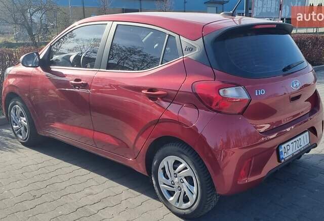 Червоний Хендай і10, об'ємом двигуна 1.2 л та пробігом 18 тис. км за 13000 $, фото 1 на Automoto.ua