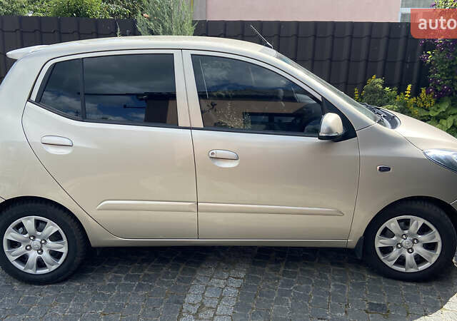 Хендай і10, об'ємом двигуна 1.2 л та пробігом 100 тис. км за 6599 $, фото 1 на Automoto.ua