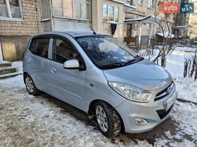 Серый Хендай и10, объемом двигателя 1.2 л и пробегом 123 тыс. км за 6000 $, фото 1 на Automoto.ua