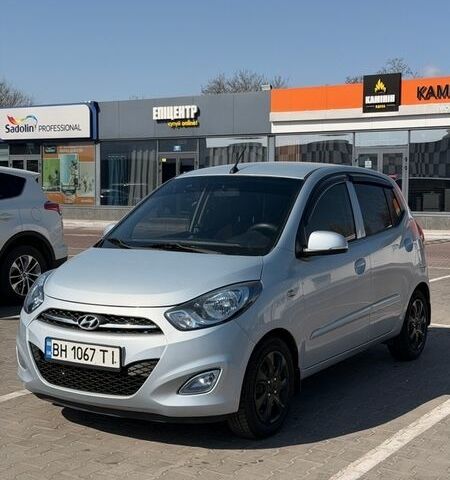 Серый Хендай и10, объемом двигателя 1.25 л и пробегом 72 тыс. км за 7600 $, фото 1 на Automoto.ua