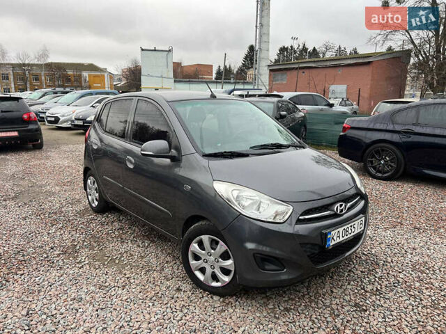 Серый Хендай и10, объемом двигателя 1.09 л и пробегом 159 тыс. км за 5400 $, фото 1 на Automoto.ua