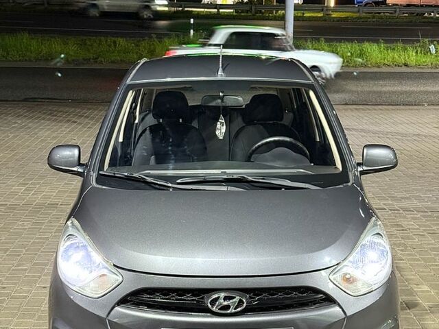 Серый Хендай и10, объемом двигателя 1.1 л и пробегом 76 тыс. км за 7550 $, фото 1 на Automoto.ua