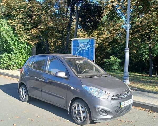 Хендай и10 2013 в Киеве на Automoto.ua Серый Хендай и10, объемом двигателя 1.09 л и пробегом 101 тыс. км за 5200 $, фото 1 на Automoto.ua