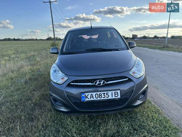 Сірий Хендай і10, об'ємом двигуна 1.09 л та пробігом 157 тис. км за 5400 $, фото 1 на Automoto.ua