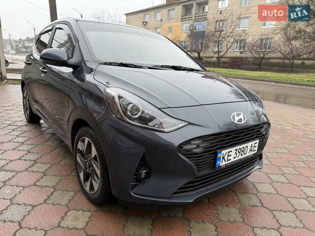 Сірий Хендай і10, об'ємом двигуна 1.2 л та пробігом 25 тис. км за 15100 $, фото 1 на Automoto.ua