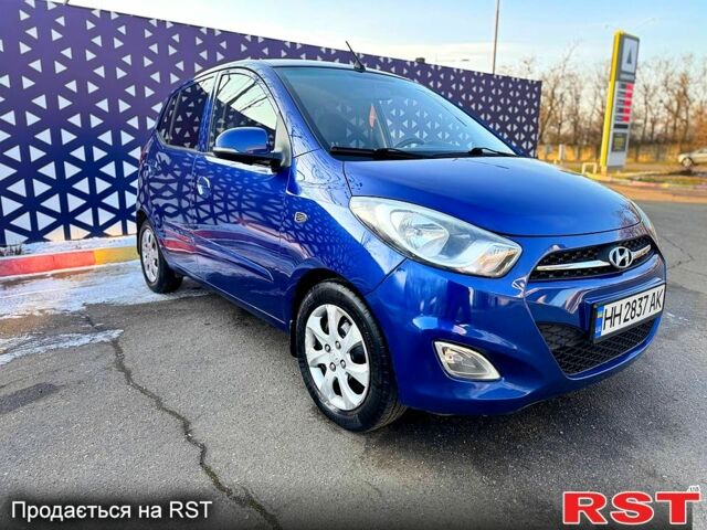 Синий Хендай и10, объемом двигателя 1.2 л и пробегом 0 тыс. км за 5999 $, фото 1 на Automoto.ua