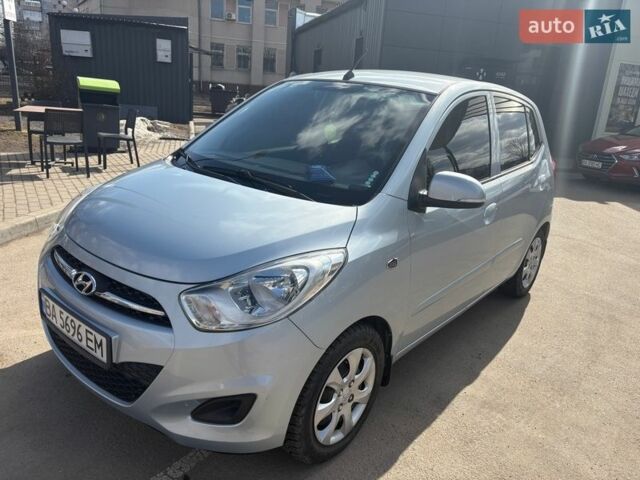 Синий Хендай и10, объемом двигателя 1.1 л и пробегом 73 тыс. км за 7900 $, фото 1 на Automoto.ua