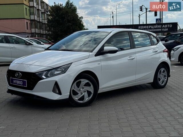 Белый Хендай и20, объемом двигателя 1 л и пробегом 47 тыс. км за 16900 $, фото 1 на Automoto.ua