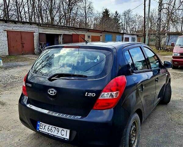 Чорний Хендай і20, об'ємом двигуна 1.4 л та пробігом 300 тис. км за 3800 $, фото 1 на Automoto.ua