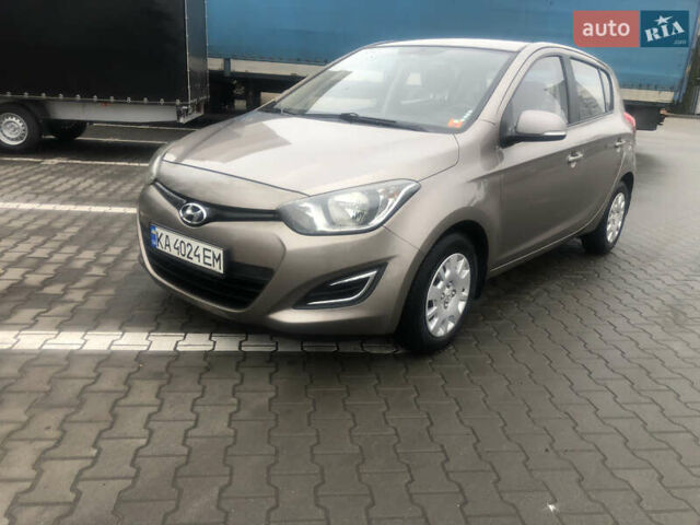 Коричневий Хендай і20, об'ємом двигуна 1.4 л та пробігом 132 тис. км за 5750 $, фото 1 на Automoto.ua