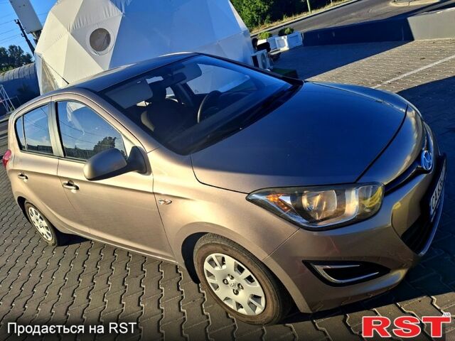 Коричневий Хендай і20, об'ємом двигуна 1.2 л та пробігом 148 тис. км за 5500 $, фото 1 на Automoto.ua