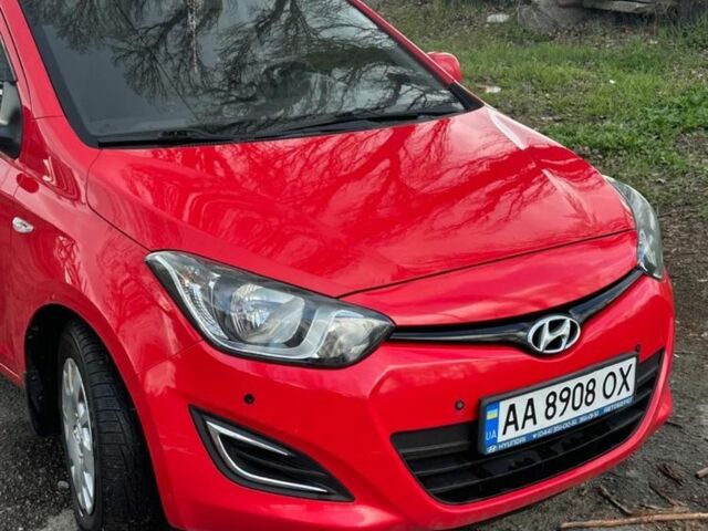 Червоний Хендай і20, об'ємом двигуна 1.4 л та пробігом 174 тис. км за 6219 $, фото 1 на Automoto.ua
