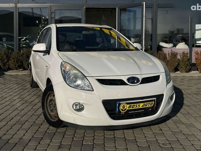 Хендай и20, объемом двигателя 1.3 л и пробегом 242 тыс. км за 4999 $, фото 1 на Automoto.ua
