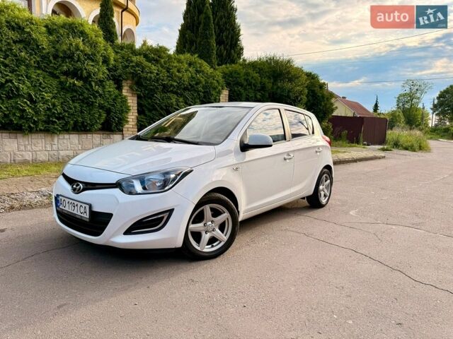Хендай и20, объемом двигателя 1.12 л и пробегом 220 тыс. км за 5500 $, фото 1 на Automoto.ua