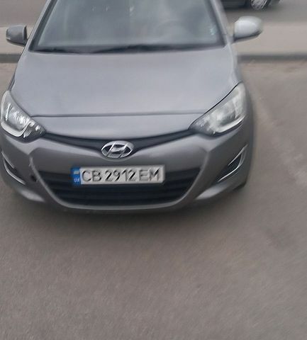 Серый Хендай и20, объемом двигателя 1.4 л и пробегом 201 тыс. км за 7500 $, фото 1 на Automoto.ua