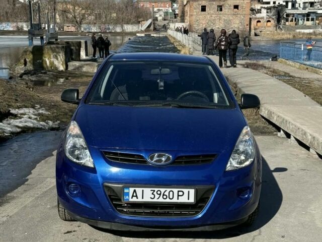 Синий Хендай и20, объемом двигателя 1.2 л и пробегом 203 тыс. км за 5200 $, фото 1 на Automoto.ua