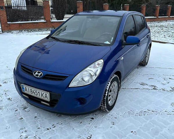 Синий Хендай и20, объемом двигателя 1.25 л и пробегом 175 тыс. км за 4300 $, фото 1 на Automoto.ua