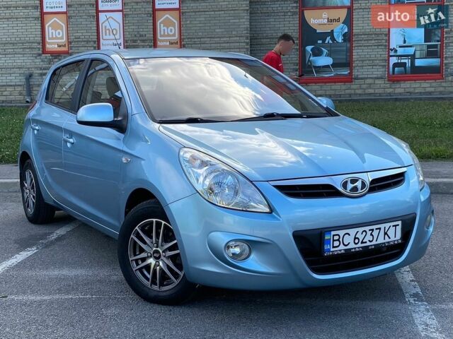 Синий Хендай и20, объемом двигателя 1.4 л и пробегом 150 тыс. км за 7999 $, фото 1 на Automoto.ua