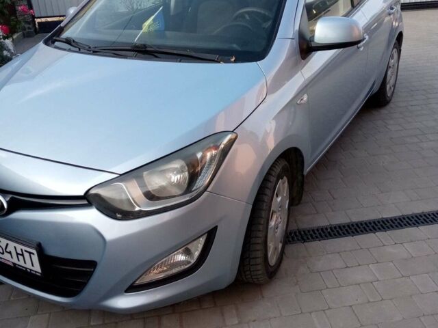 Синій Хендай і20, об'ємом двигуна 1.25 л та пробігом 220 тис. км за 5500 $, фото 1 на Automoto.ua